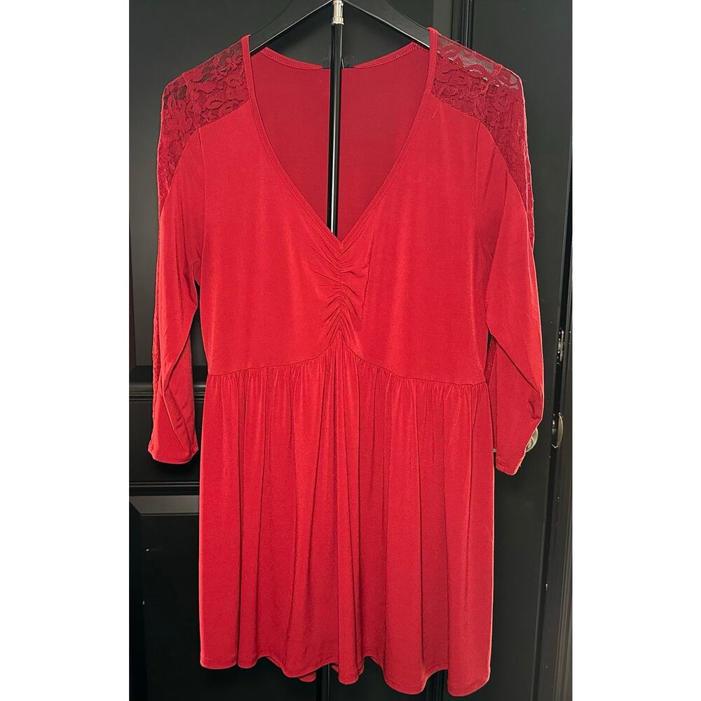 Torrid Sz 0 (12) Babydoll V Neck Long Sleeve with Lace Tunic Top Burgundy